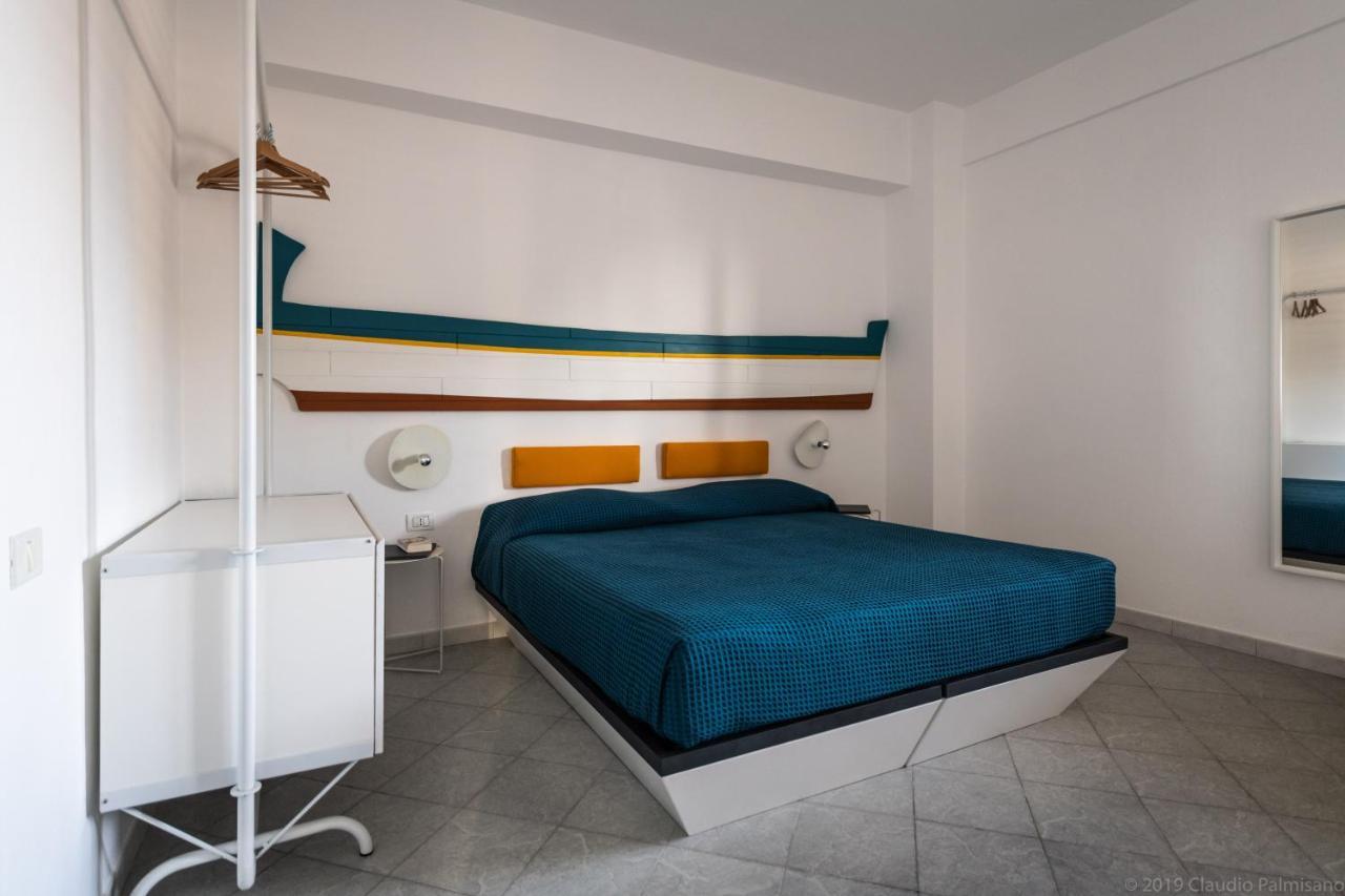 Hotel Pelaghea 利诺萨 外观 照片